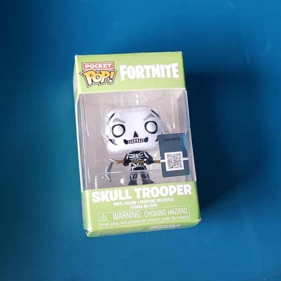 Fortnite bundle - Picture 2 of 2